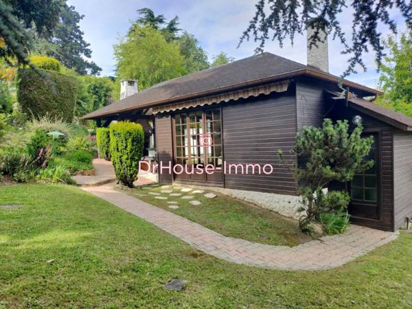 Maison à vendre 10 pièces de 250 m²