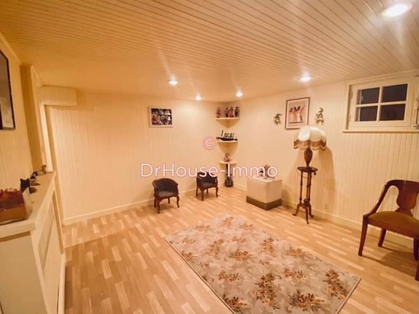 Maison à vendre 10 pièces de 250 m²