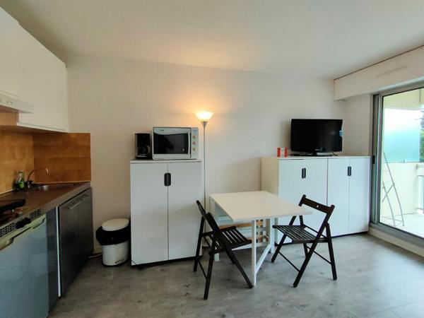 Appartement - studio 23 m2 - balcon terrasse