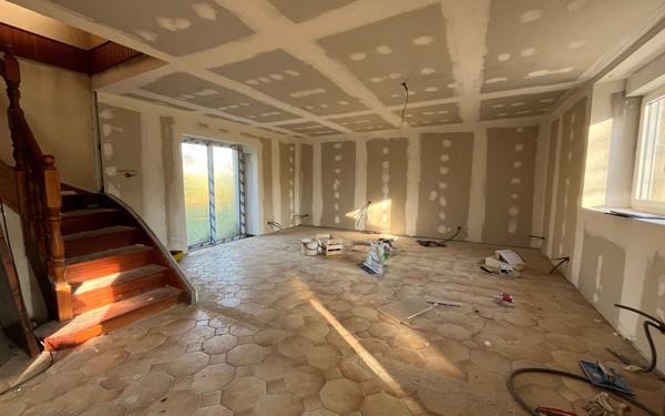 Maison à vendre    3 pièces • 120 m2 Plounévézel