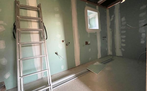 Maison à vendre    3 pièces • 120 m2 Plounévézel