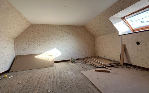 Maison à vendre    3 pièces • 120 m2 Plounévézel