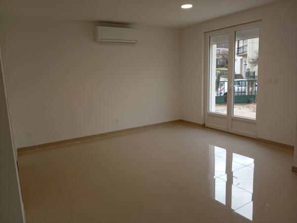 Maison à vendre 5 pièces FOIX (09)