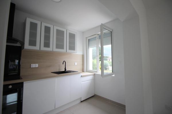 Maison à vendre 5 pièces FOIX (09)