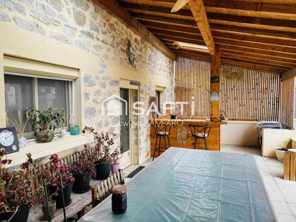 Grange toute rénovée - Atelier  & dépendances