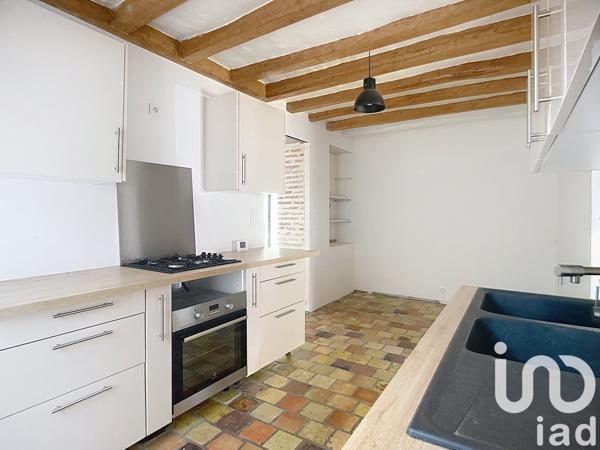 Longère 3 pièces de 65 m² à Veigné (37250)