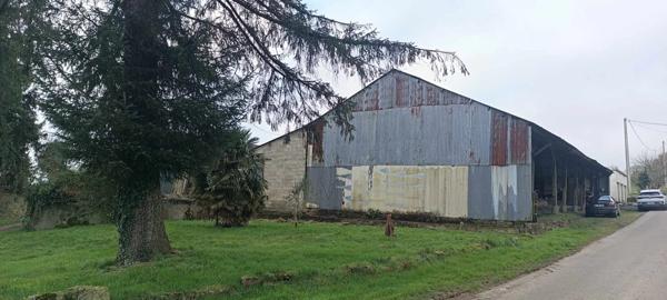 Immobilier Séglien (56160) – Hangar 325m2 – 29 990 €