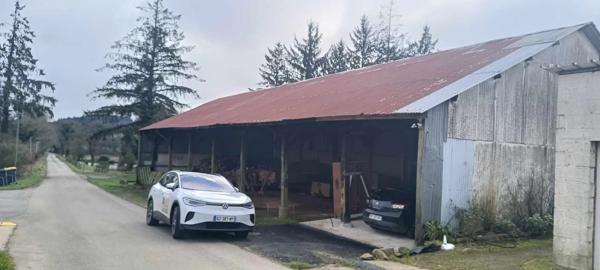 Immobilier Séglien (56160) – Hangar 325m2 – 29 990 €