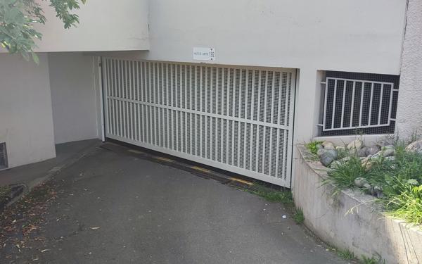 Stationnement à vendre    40 m2 Tarbes