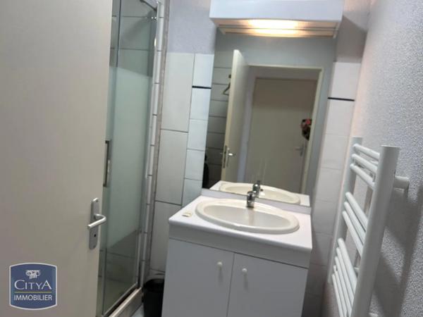 Appartement à louer 2 pièces 47.2m²