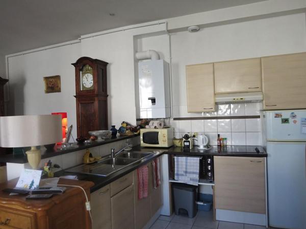 Beau T3 dans immeuble de caractère hyper centre