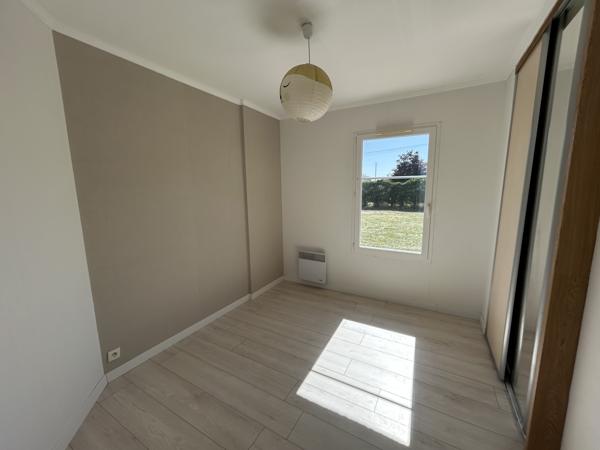 MAISON 4 CHAMBRES - PISCINE - 3240 m² terrain