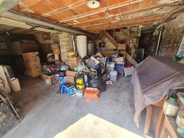 Maison à vendre à Montoire-sur-le-Loir dans le Loir-et-Cher (41800), ref : 41059-938