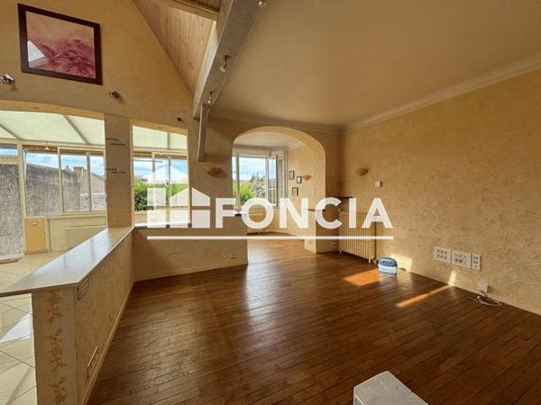 À vendre Maison 4 pièces 355 m² - Sainte-maure-de-touraine 37800