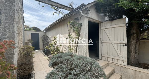 À vendre Maison 4 pièces 355 m² - Sainte-maure-de-touraine 37800