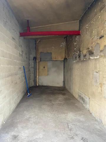 Parking / Box à louer à Valence (26000)