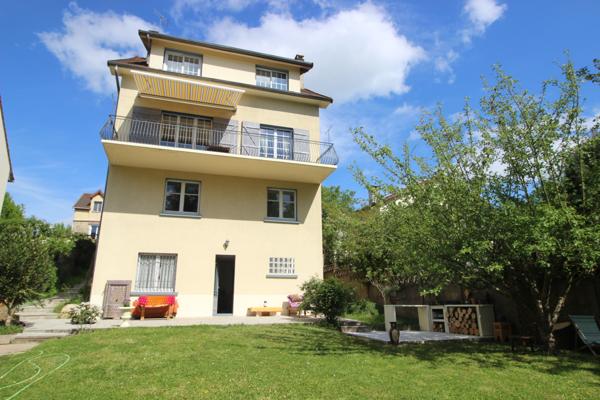 Varennes-Jarcy (91480) Maison familiale au calme, sans vis-à-vis, avec beau potentiel – Varennes-Jarcy