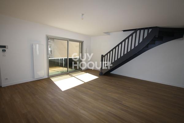 ORLEANS HYPER CENTRE : maison F6 (152 m²) en location