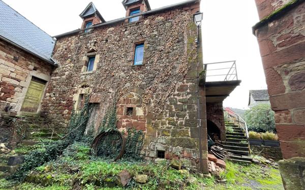 Maison à vendre    1 pièce •  Valady