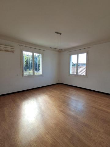 Appartement dessus de maison Manosque 4 pièce(s) 98 m2