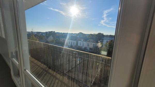 Appt T3 76 m² - VANNES - PROCHE GARE - GARAGE - CAVE