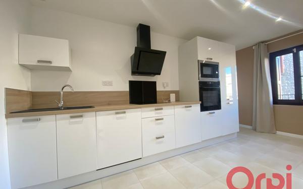 Maison à vendre    3 pièces • 79,60 m2 Saint-Féliu-d'Avall