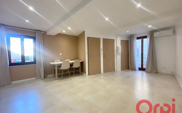 Maison à vendre    3 pièces • 79,60 m2 Saint-Féliu-d'Avall