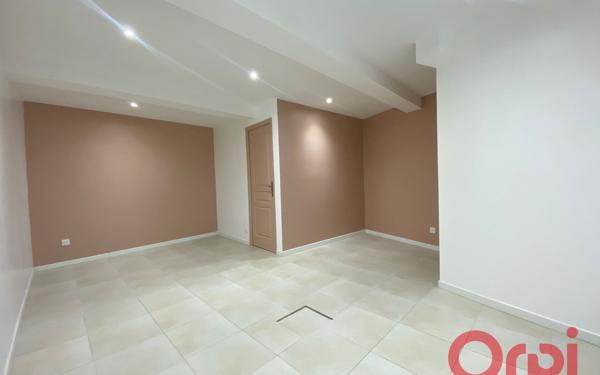 Maison à vendre    3 pièces • 79,60 m2 Saint-Féliu-d'Avall