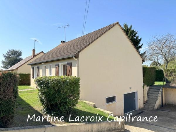 Dpt SARTHE (72), à vendre BONNÉTABLE - PAVILLON SUR SOUS-SOL P4 de 84 M² - Terrain de 703M²