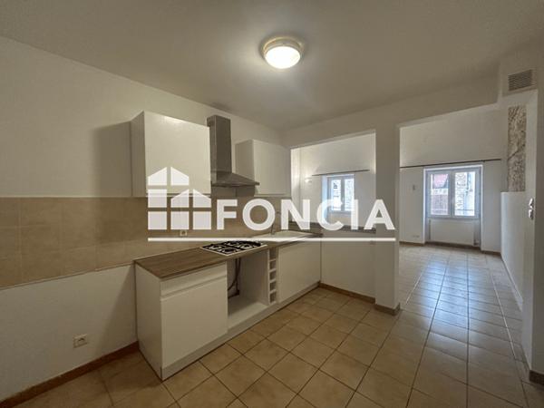 Location Appartement 2 pièces 53.84 m² - 15 RUE COSSE MANIERE 2eme droite Villeneuve Sur Lot 47300