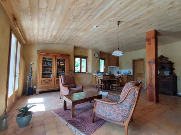 Deux maisons indépendantes, habitables immédiatement, 3 ha – Campagne de Molières (82)