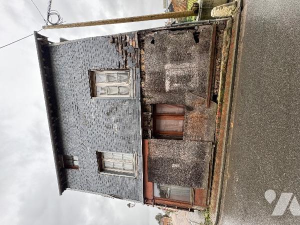 Une maison à usage d'habitation à rénover située au SAP EN AUGE rue du Commerce (142m²)