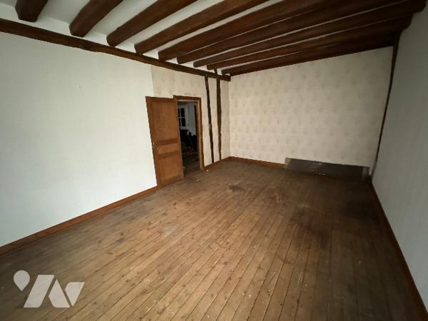 Une maison à usage d'habitation à rénover située au SAP EN AUGE rue du Commerce (142m²)