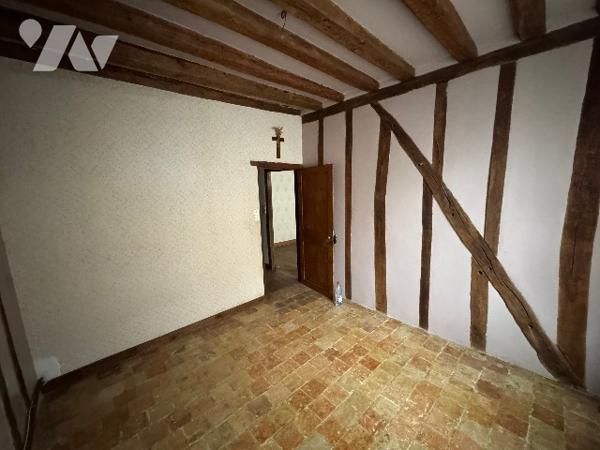 Une maison à usage d'habitation à rénover située au SAP EN AUGE rue du Commerce (142m²)