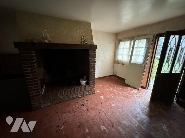 Une maison à usage d'habitation à rénover située au SAP EN AUGE rue du Commerce (142m²)