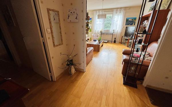 Appartement à vendre    4 pièces • 95 m2 Saint-Quentin