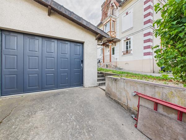 Grigny (91350) À Vendre – Maison de charme de 203 m² à Grigny Village