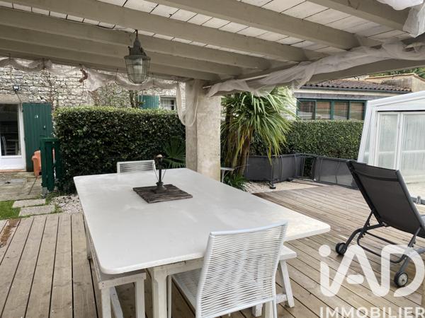 Maison à vendre 10 pièces 245 m² Le Château-d'Oléron