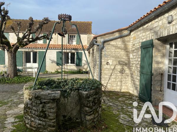 Maison à vendre 10 pièces 245 m² Le Château-d'Oléron