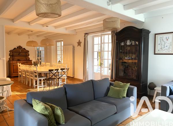 Maison à vendre 10 pièces 245 m² Le Château-d'Oléron