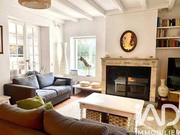 Maison à vendre 10 pièces 245 m² Le Château-d'Oléron