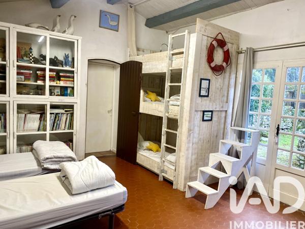 Maison à vendre 10 pièces 245 m² Le Château-d'Oléron