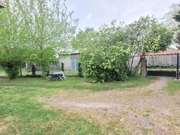 Maison à vendre 5 pièces sur terrain de 2136 m2