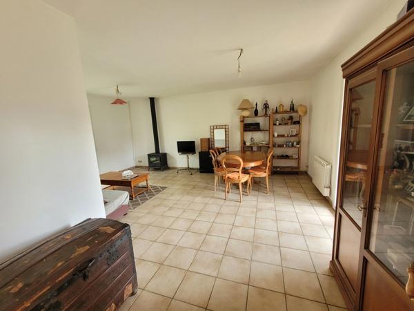 Maison à vendre 5 pièces sur terrain de 2136 m2