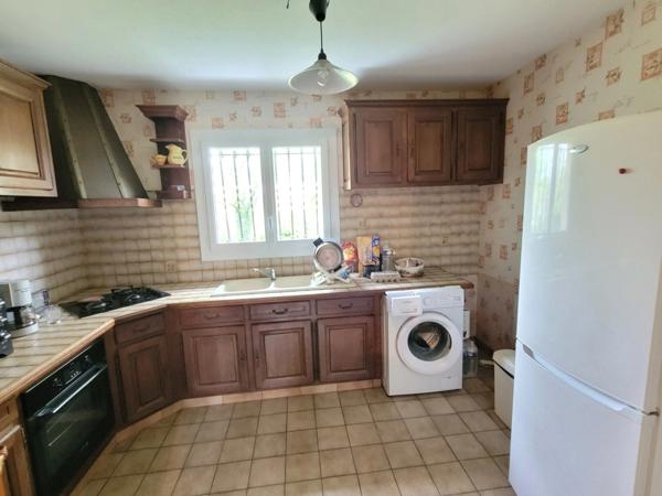 Maison à vendre 5 pièces sur terrain de 2136 m2