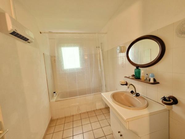 Maison à vendre 5 pièces sur terrain de 2136 m2