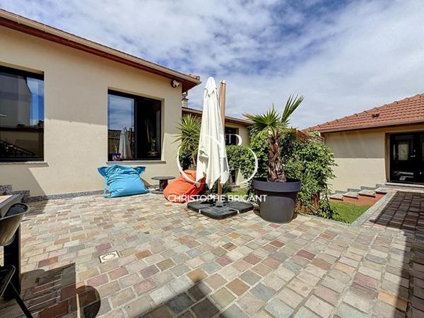 Maison d'exception, rénovée, sans vis-à-vis  de 6 pièces 128 m2