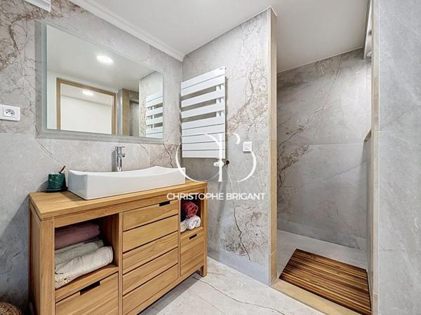 Maison d'exception, rénovée, sans vis-à-vis  de 6 pièces 128 m2