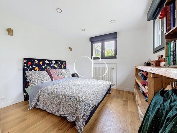 Maison d'exception, rénovée, sans vis-à-vis  de 6 pièces 128 m2