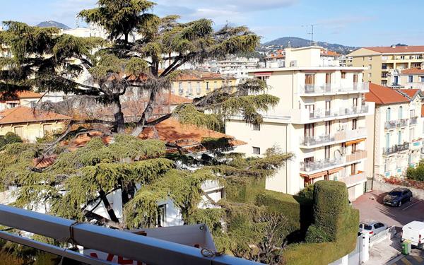 Appartement à vendre    2 pièces • 52,46 m2 Nice